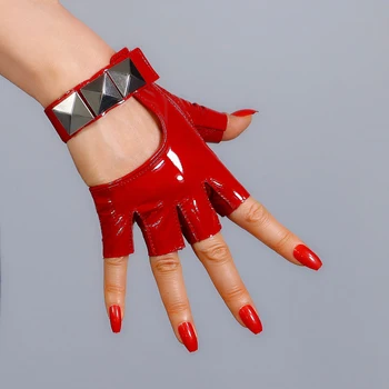 Negru Din Piele De Brevet Roșu Degete Mănuși Scurte Știfturi De Argint Jumătate Degetul Femei Semi-Deget Mănuși