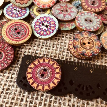 100buc Rotund Stil Indian/ Stil Boem Colorat Pictura Lemn Buton, Cusut Resturi de rezervare Lemn Natural Ornamente de Aprovizionare