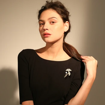 HANGZHI 2020 Noua Moda Frunze de Ginkgo Perla Designer Corsaj Mici Parfum Costum de sex Feminin Pin Broșă pentru Femei Bijuterii Decor